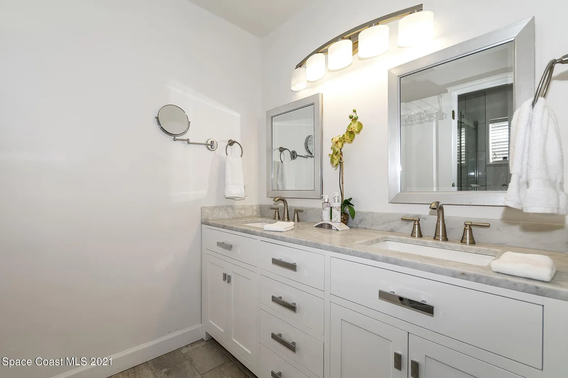 Photo of 5390 Somerville Drive