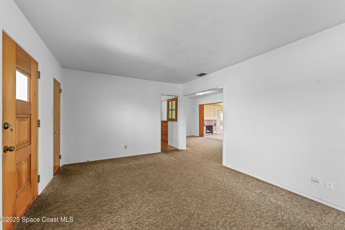 Photo of 1173 Sun Circle E