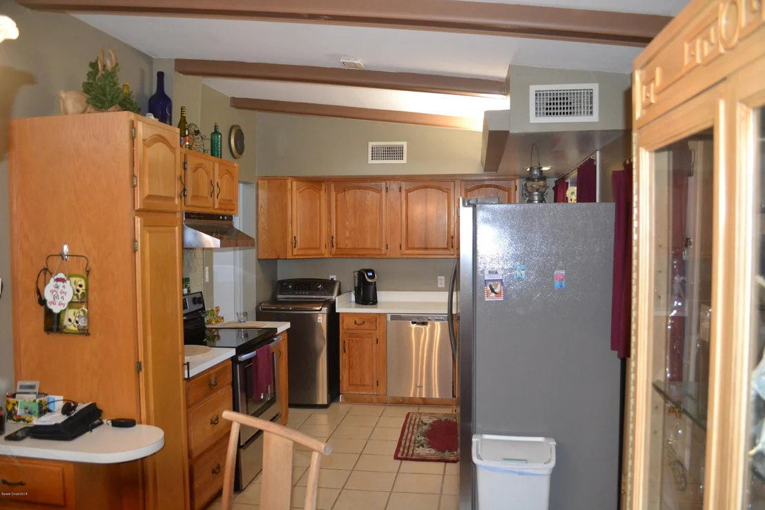 Photo of 1057 George Avenue