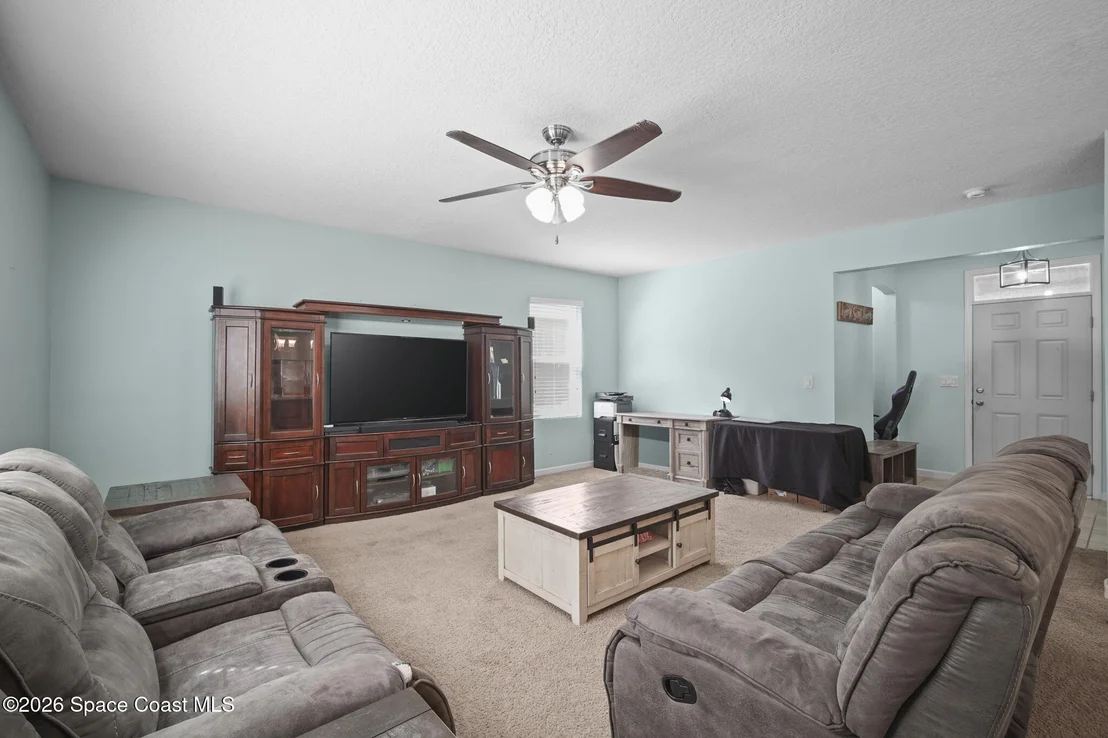 Photo of 2635 Falcon Lane