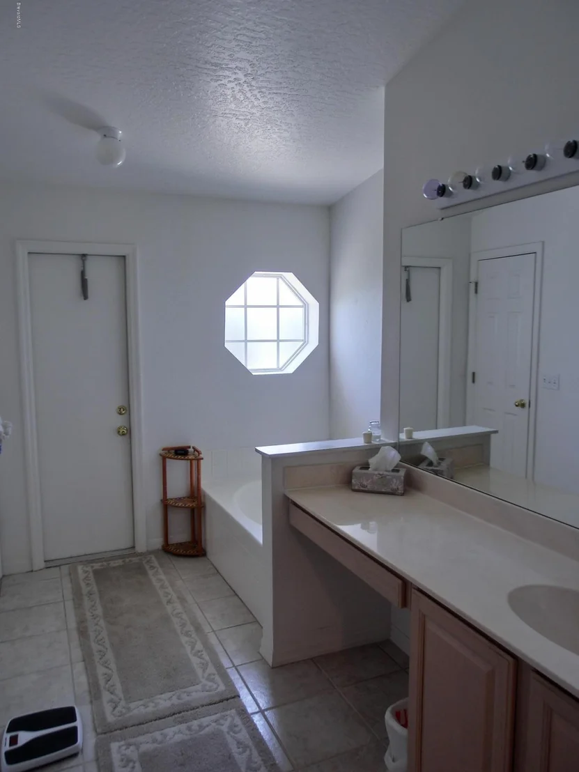 Photo of 8501 Ivanhoe Drive