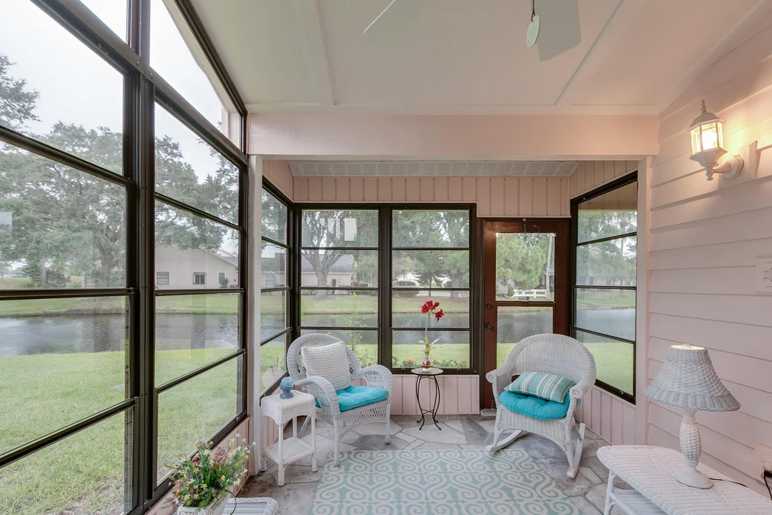 Photo of 906 Ridge Lake Drive