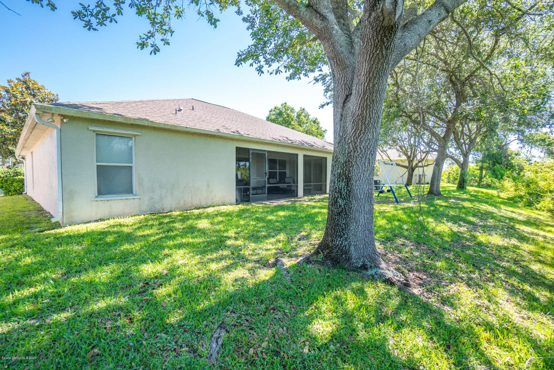 Photo of 4658 Alamanda Drive