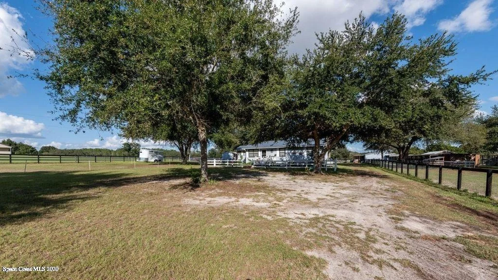 Photo of 2564 Smitty Road