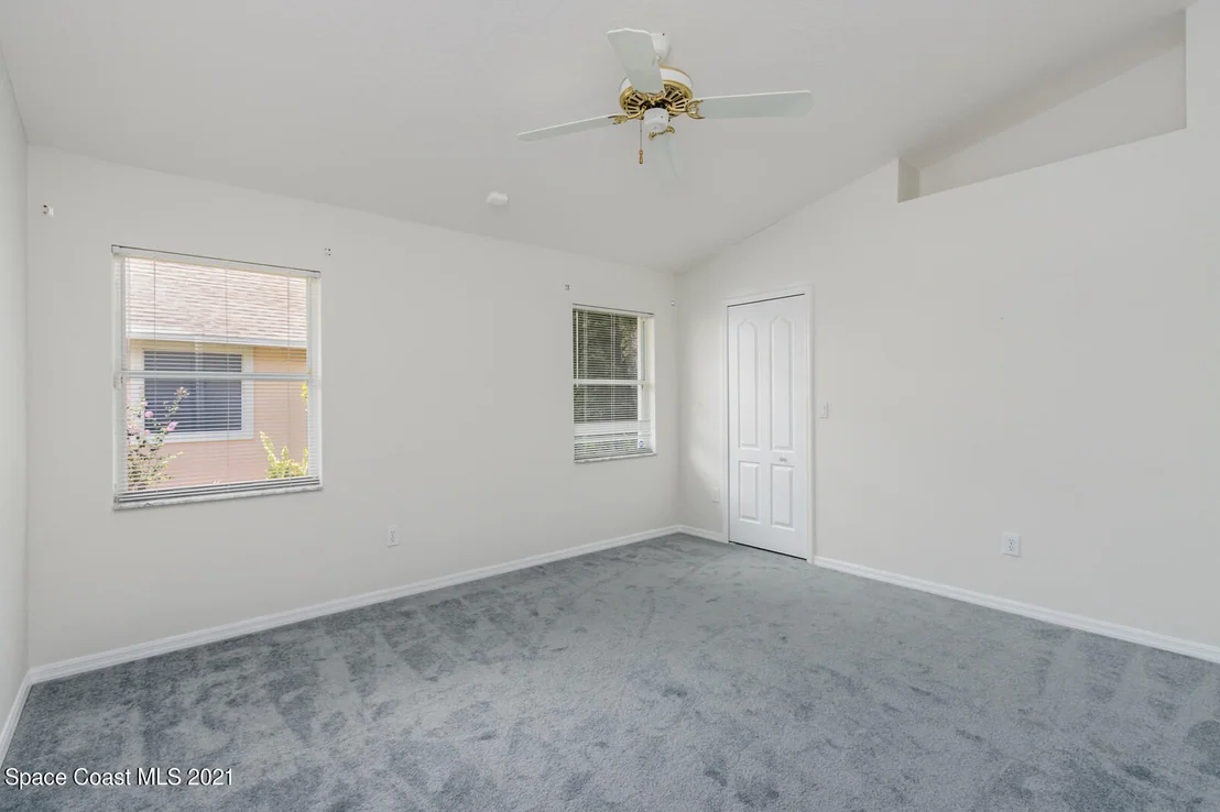 Photo of 461 Kimberly Drive