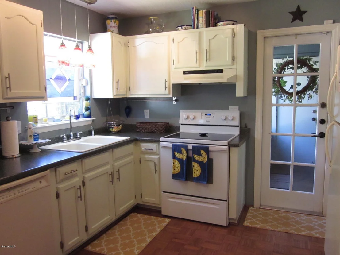 Photo of 1361 Marie Street