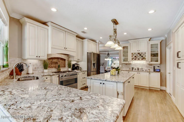 Photo of 661 Nightingale Drive