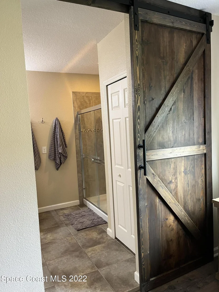 Photo of 800 Fiddleleaf Circle