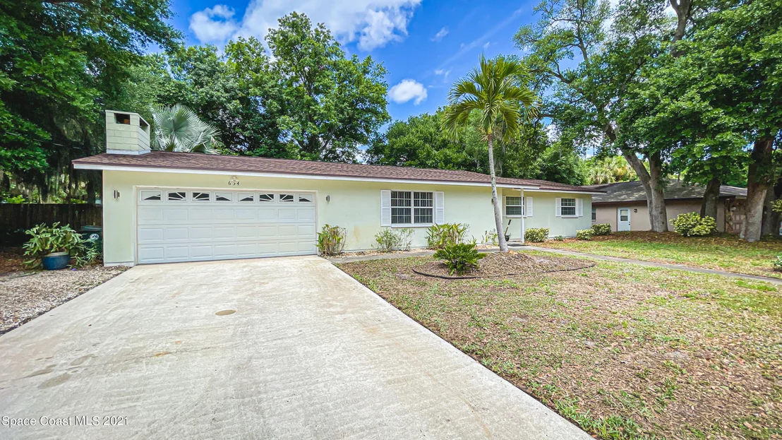 Photo of 634 Orange Court