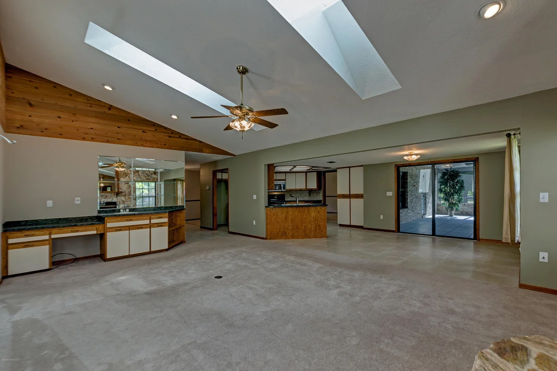 Photo of 1380 Friday Road