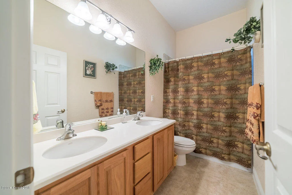 Photo of 106 SE Ridgemont Circle SE