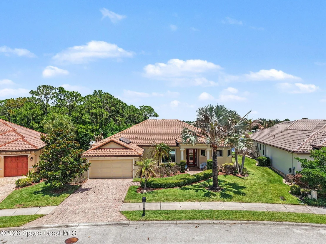 Photo of 1502 Tralee Bay Avenue