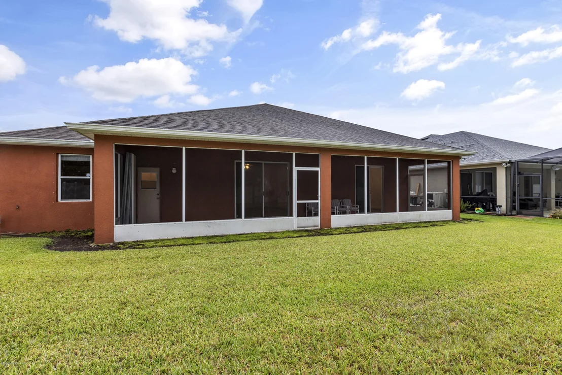 Photo of 1600 Bridgeport Circle