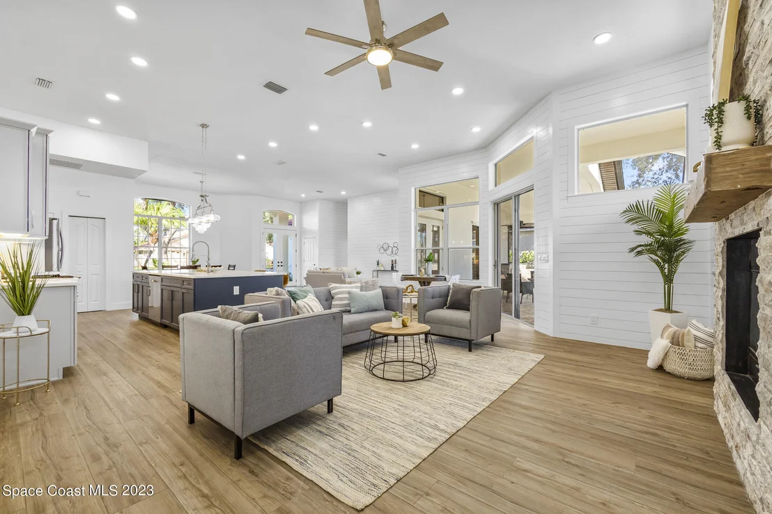 Photo of 473 Peregrine Drive
