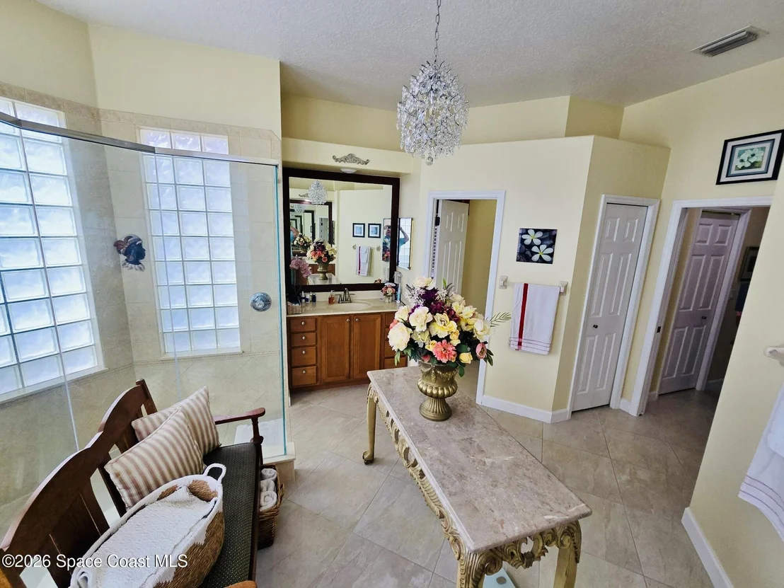 Photo of 336 Southampton Drive