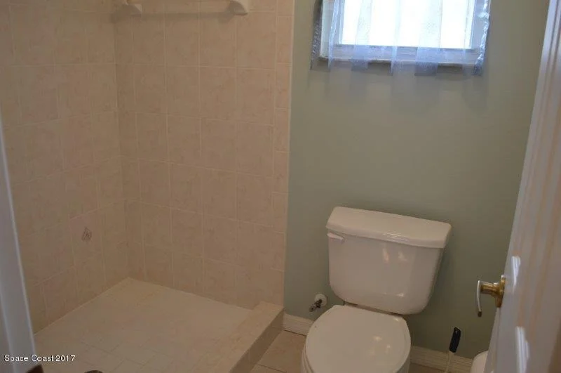 Photo of 869 Shoshone Lane