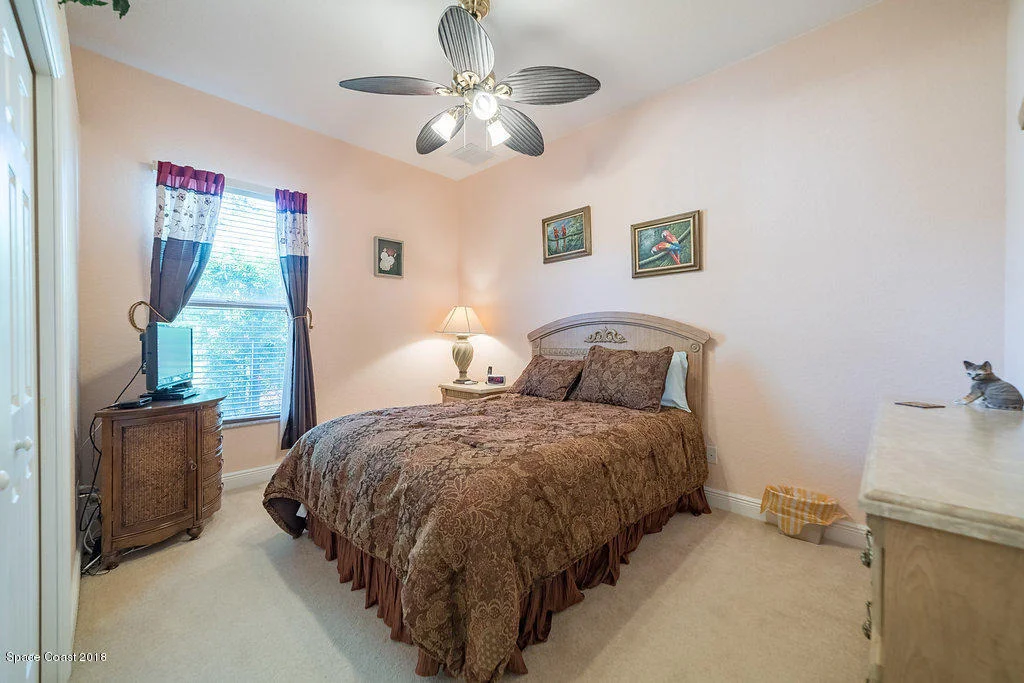 Photo of 106 SE Ridgemont Circle SE
