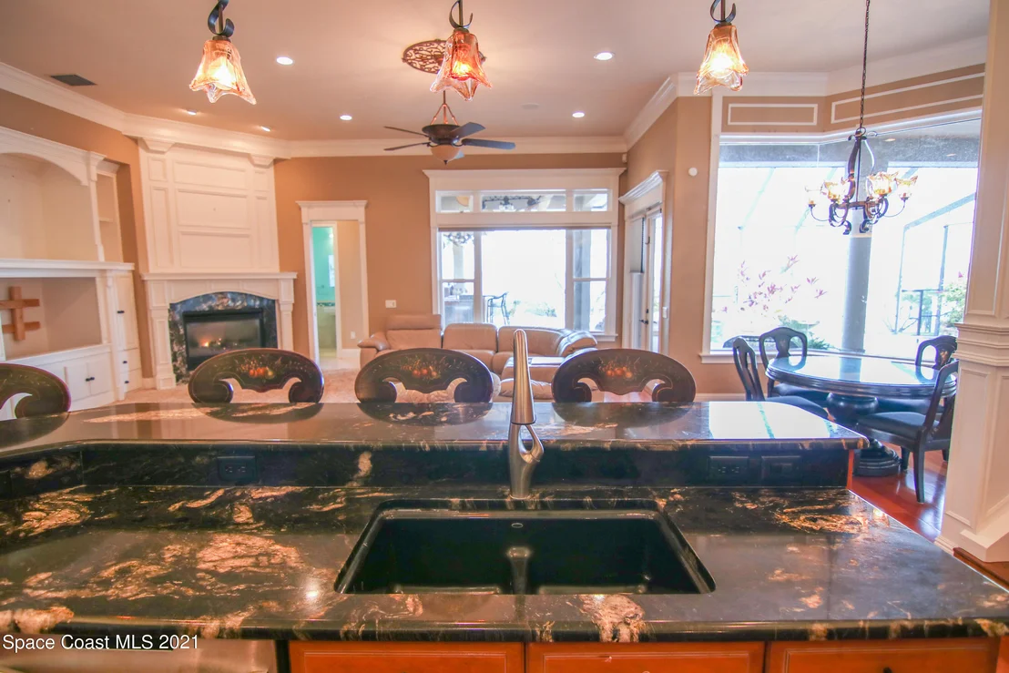 Photo of 228 Mclean Point