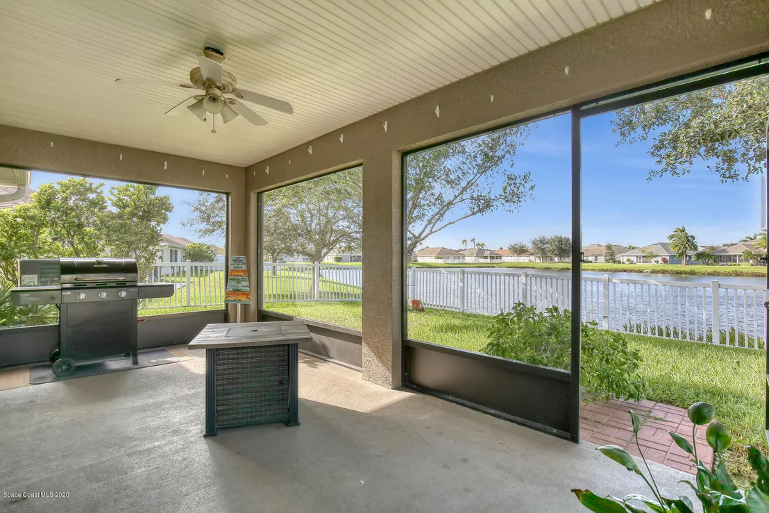 Photo of 2371 Bridgeport Circle