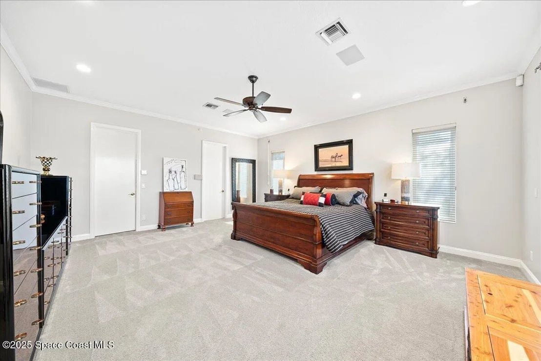 Photo of 110 W Bay Drive