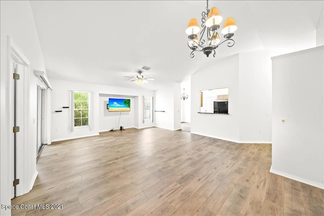 Photo of 2406 Saint Johns Lane