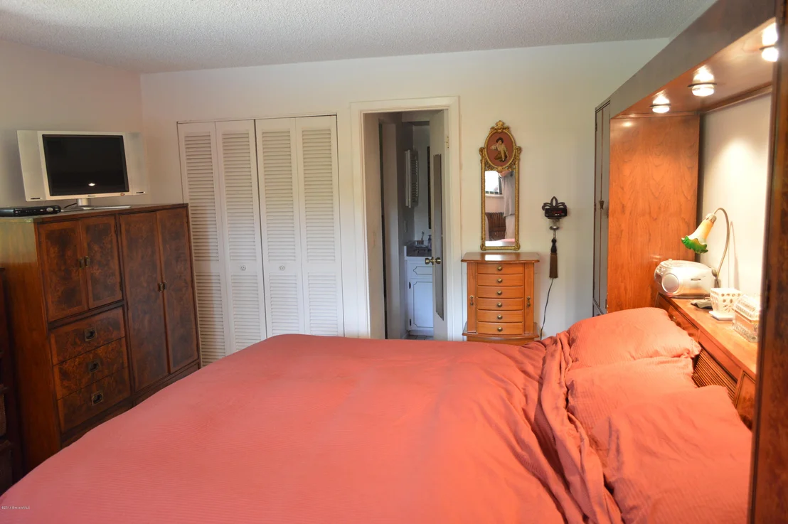 Photo of 214 Rose Drive