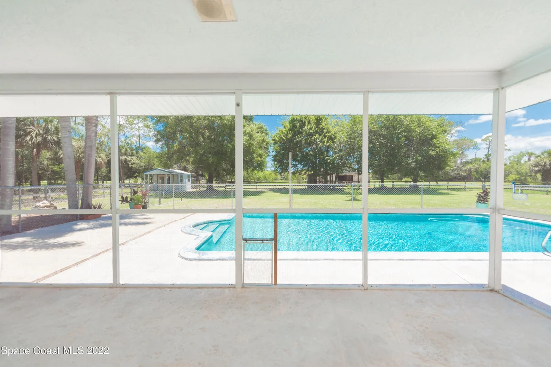 Photo of 2085 Harlock Road