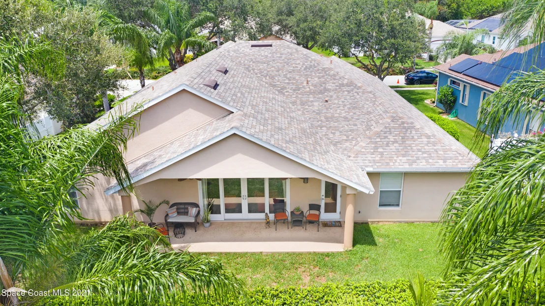 Photo of 992 Carriage Hill Road