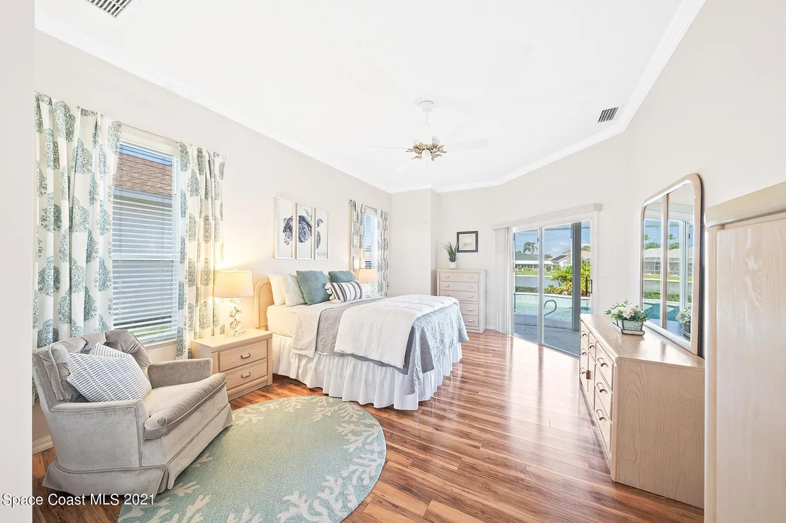 Photo of 1002 Fieldstone Drive