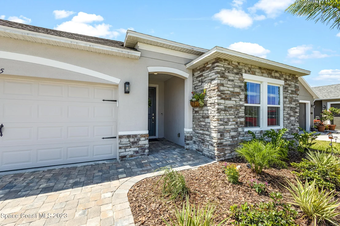 Photo of 1525 Meredith Trail