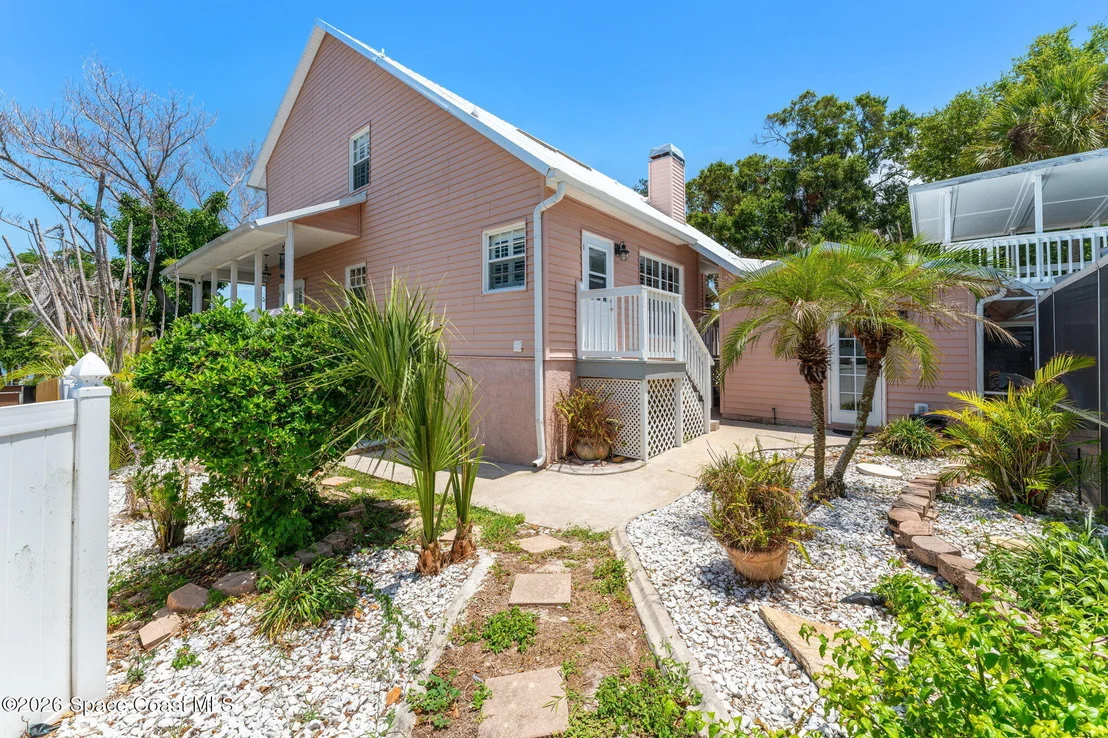 Photo of 2705 N Indian River Drive