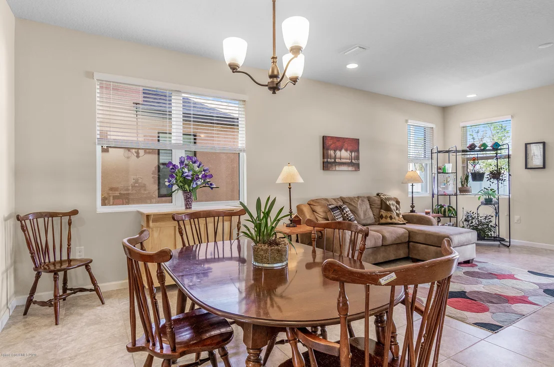 Photo of 1595 Fuji Drive