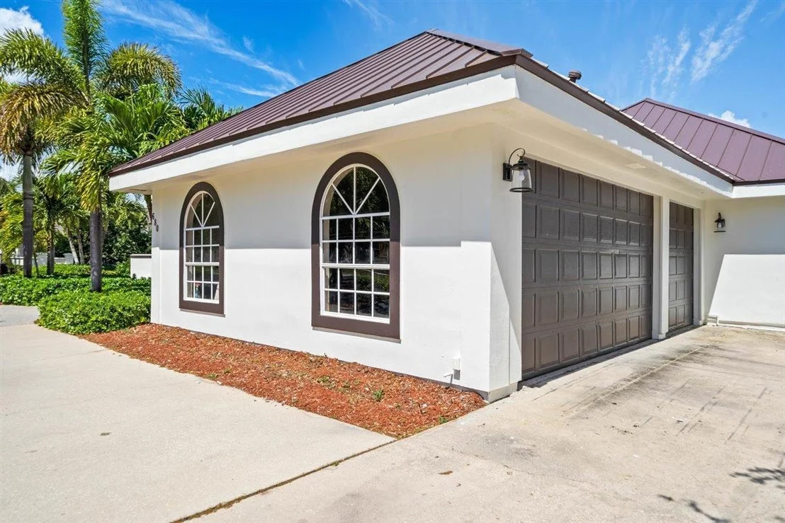 Photo of 680 Falcon Drive