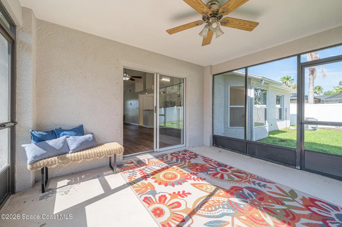 Photo of 883 Del Mar Circle