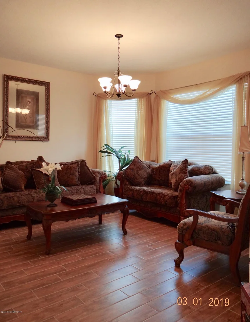Photo of 349 Abernathy Circle SE
