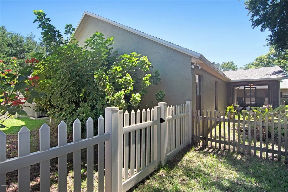 Photo of 855 Yorktowne Drive