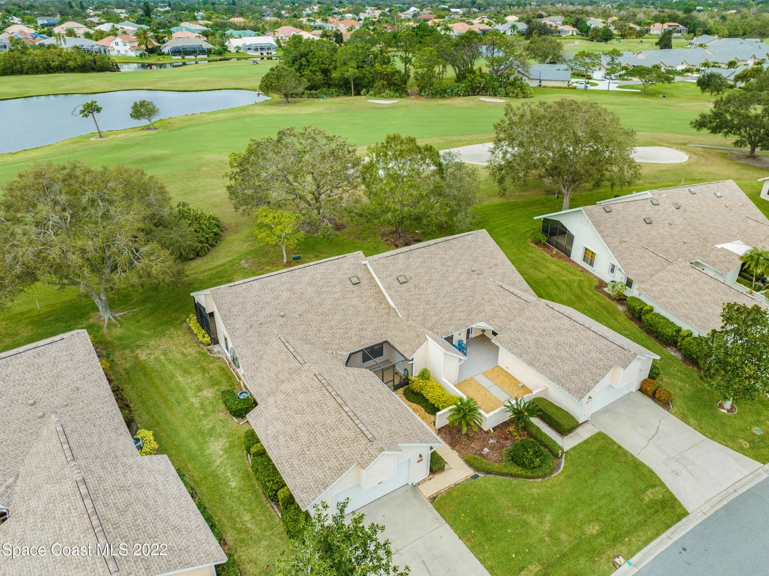 Photo of 820 Ridge Lake Drive