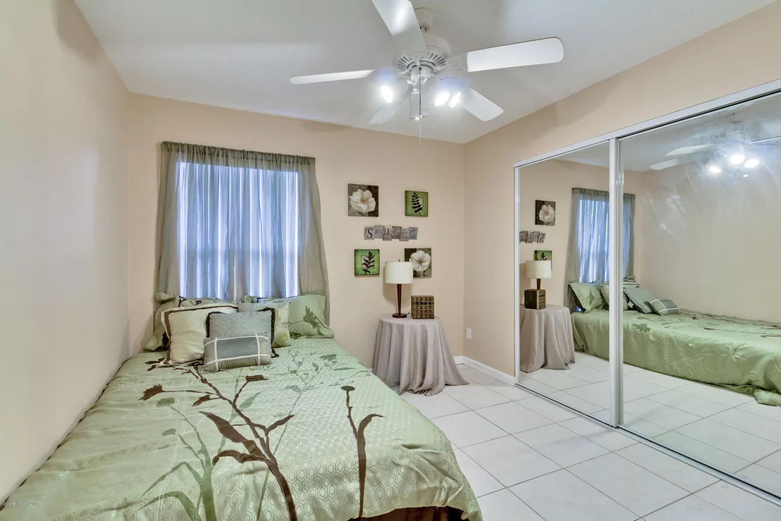 Photo of 607 Sandpiper Circle