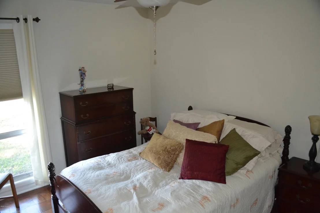 Photo of 1057 George Avenue