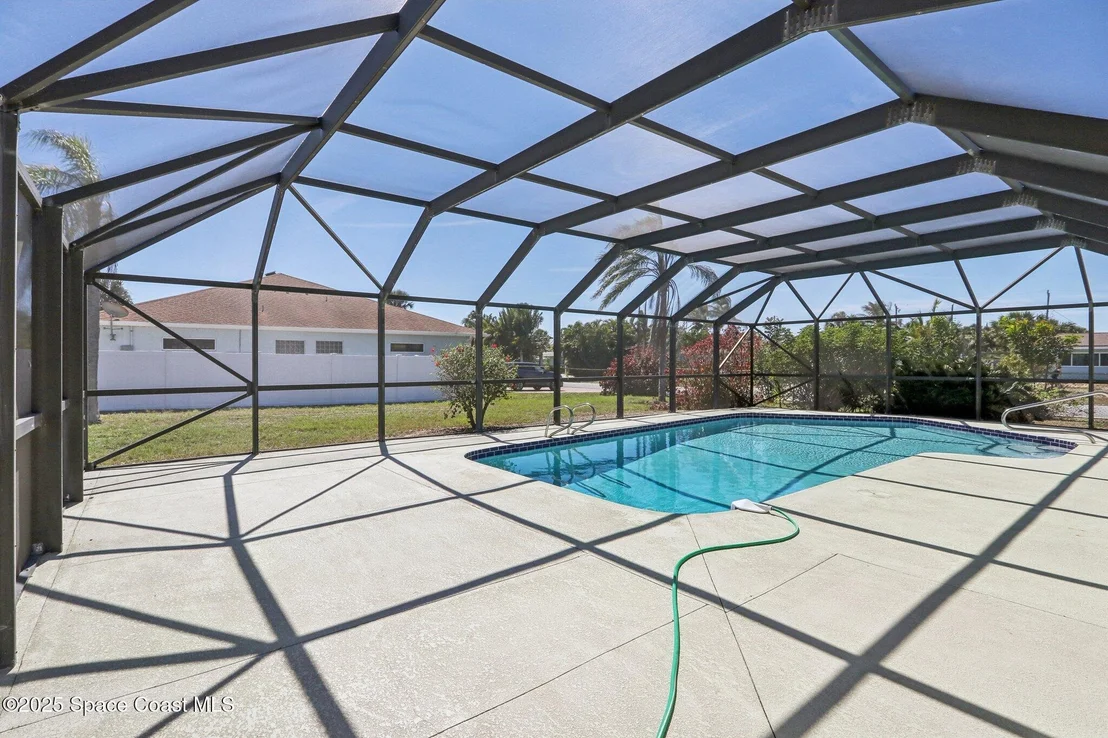 Photo of 231 5th Avenue