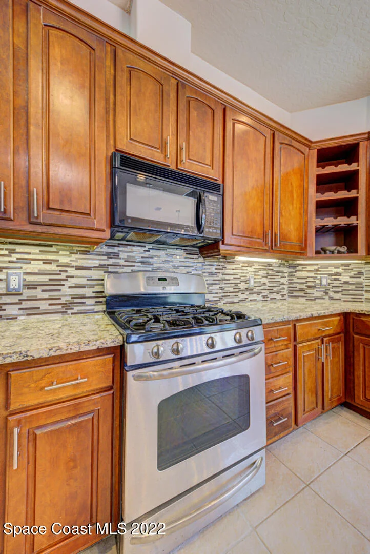 Photo of 334 Island Drive