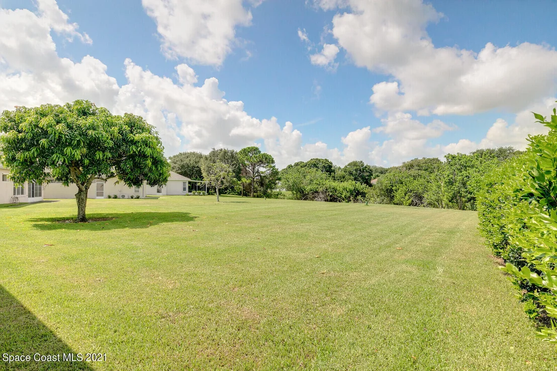 Photo of 849 Villa Drive