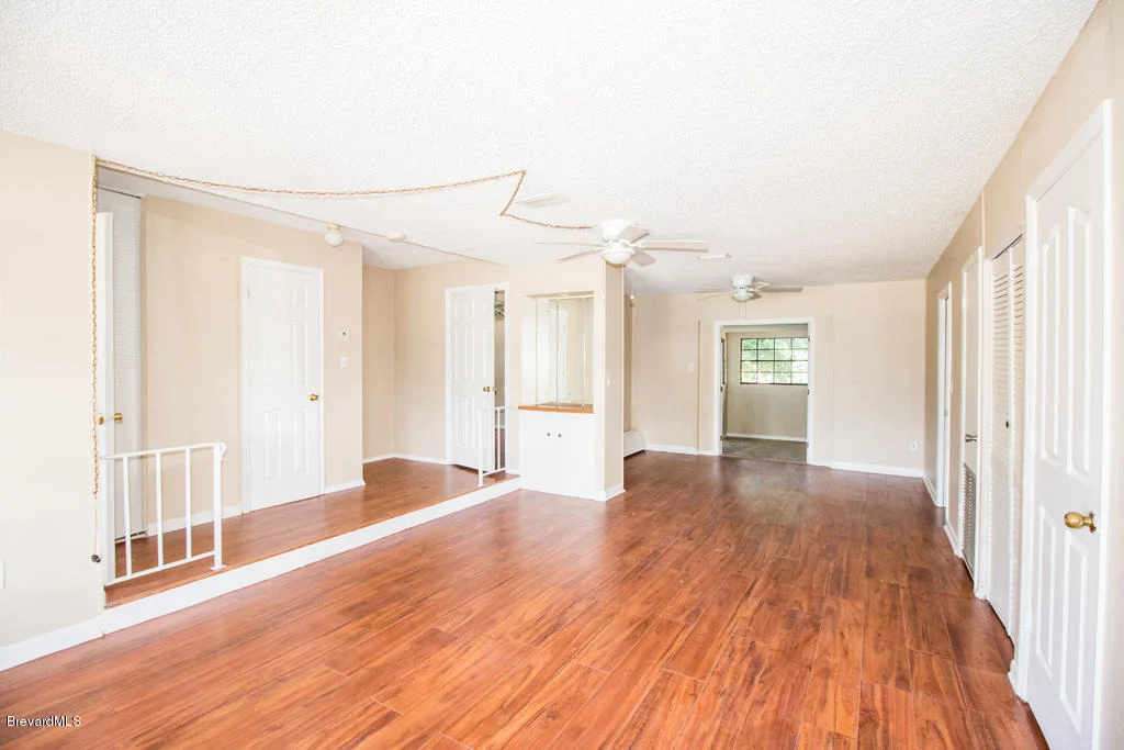 Photo of 2589 Sarno Road