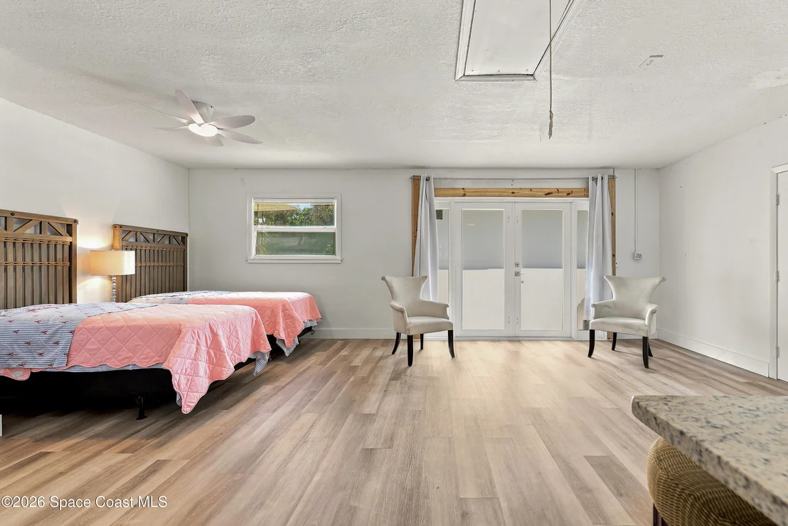 Photo of 215 Pelican Drive