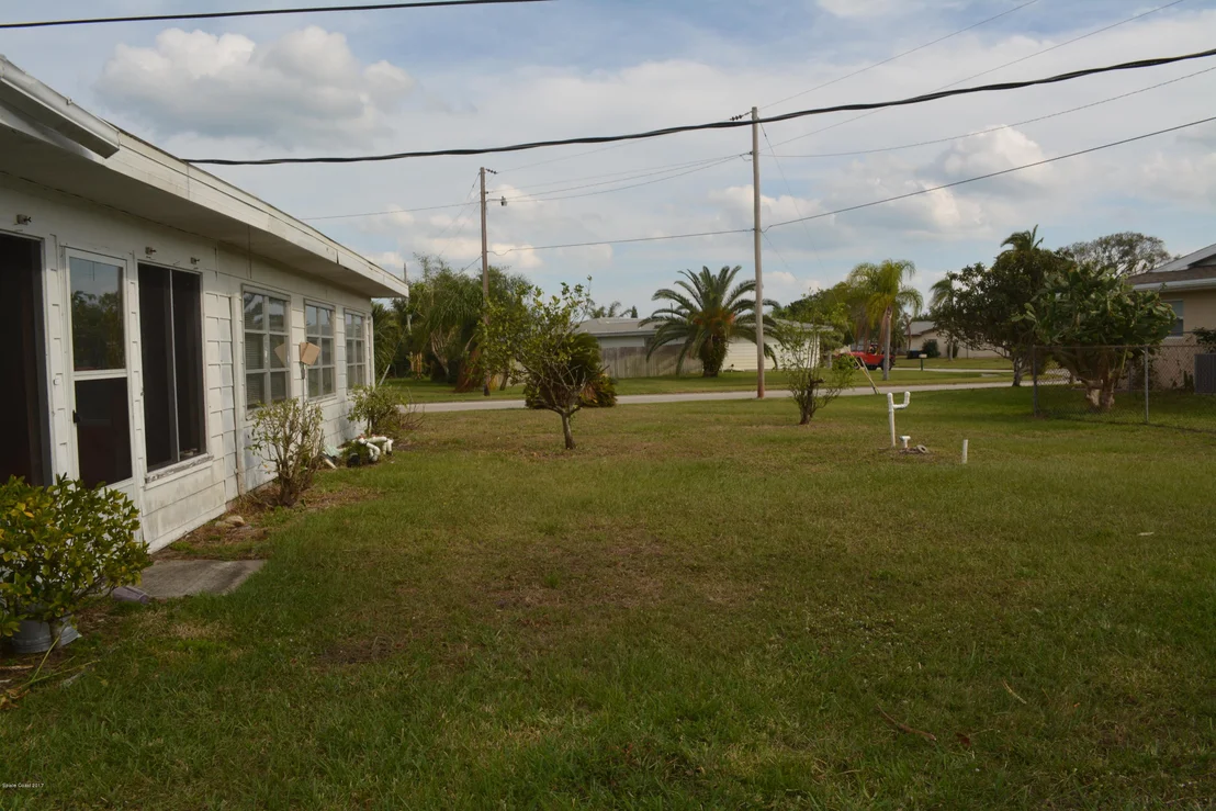 Photo of 1111 Daytona Drive NE