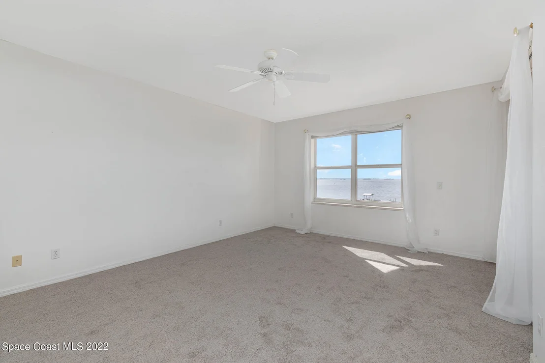 Photo of Unit 406 at 104 Riverside Drive