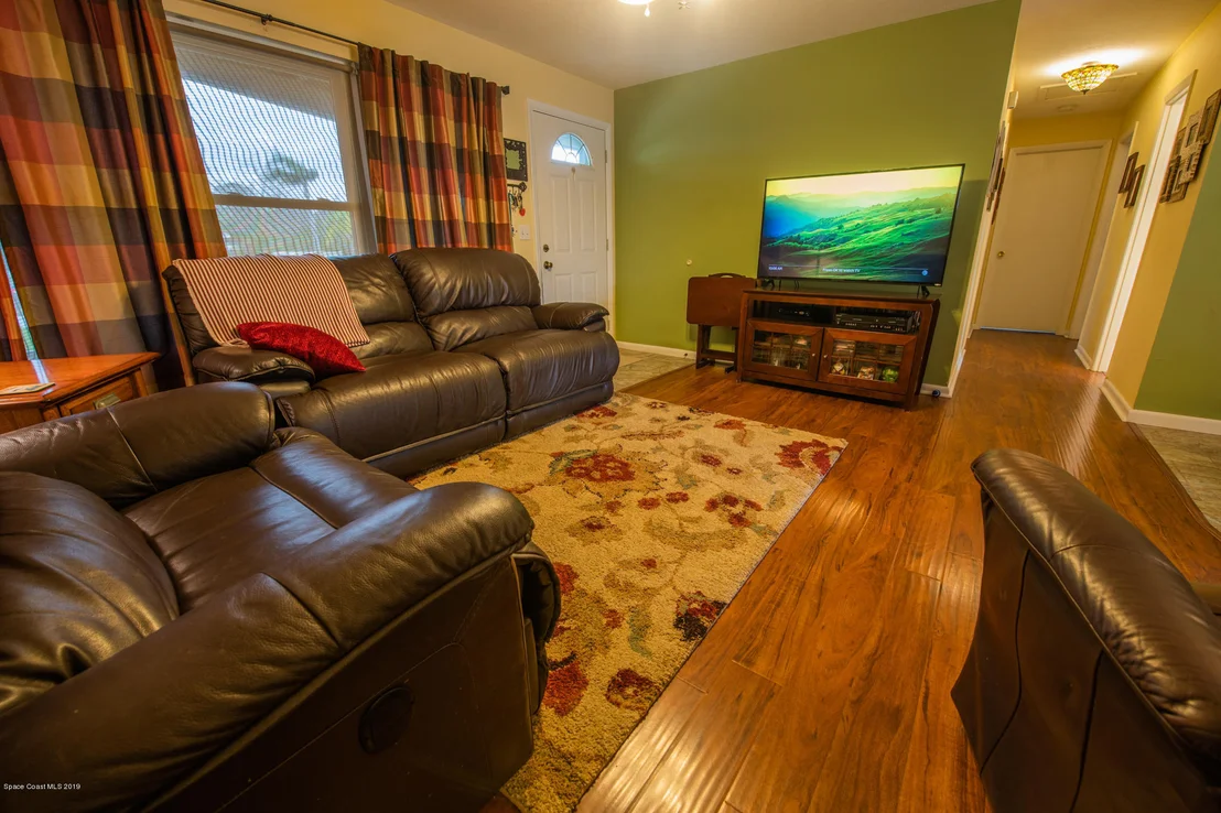 Photo of 2820 Shepard Drive