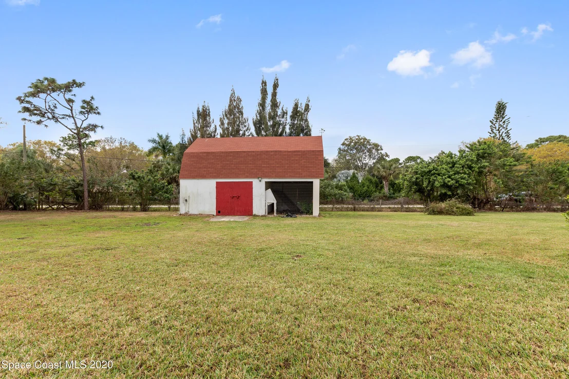 Photo of 1531 Hall Road