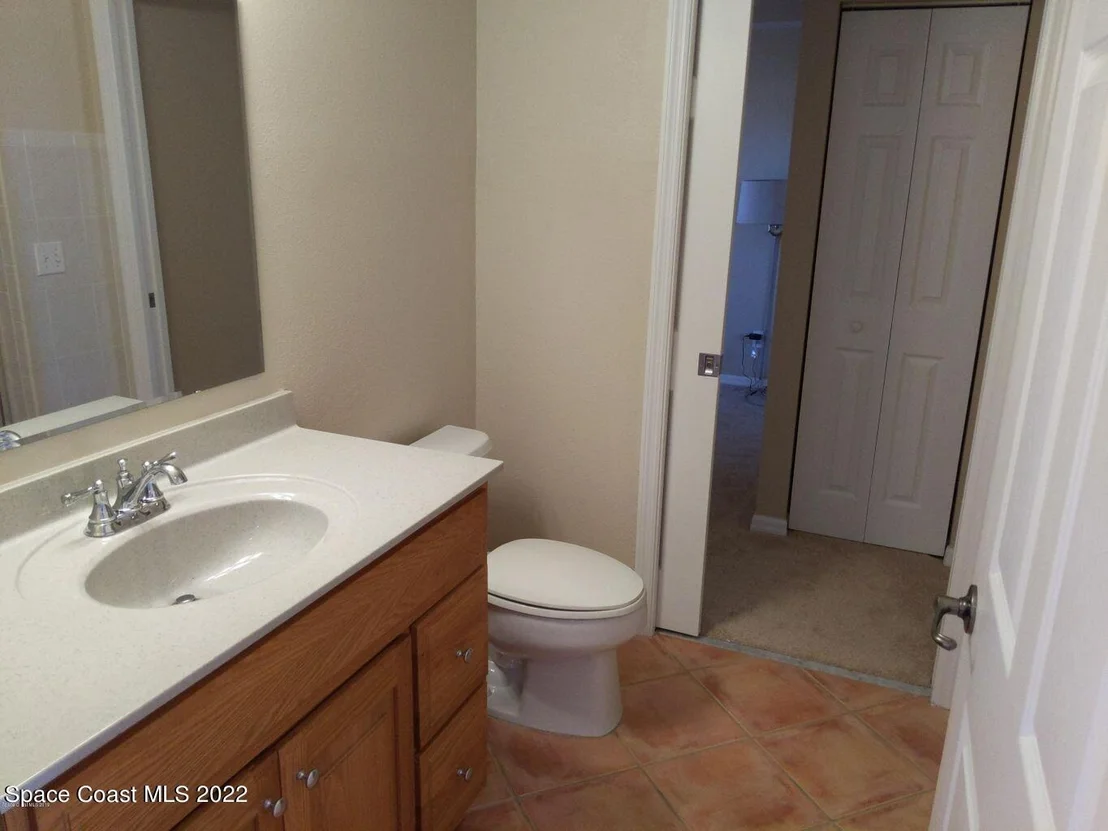 Photo of Unit 702 at 100 Riverside Drive
