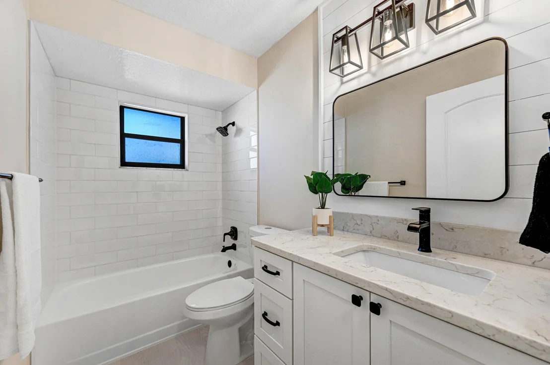 Photo of 6325 Hudson Road